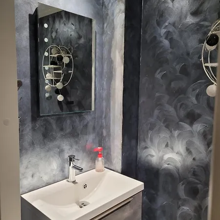 Saunallista Omakotitalomajoitusta Kuusamon Keskustan Tuntumassa Appartamento