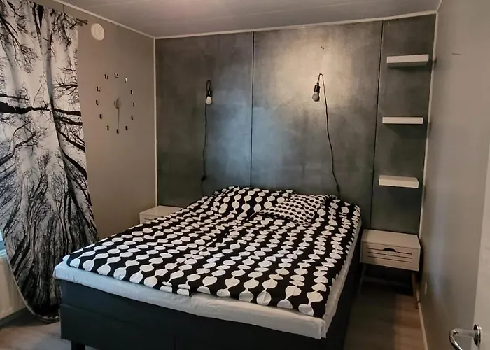 דירה Saunallista Omakotitalomajoitusta Kuusamon Keskustan Tuntumassa קוסאמו