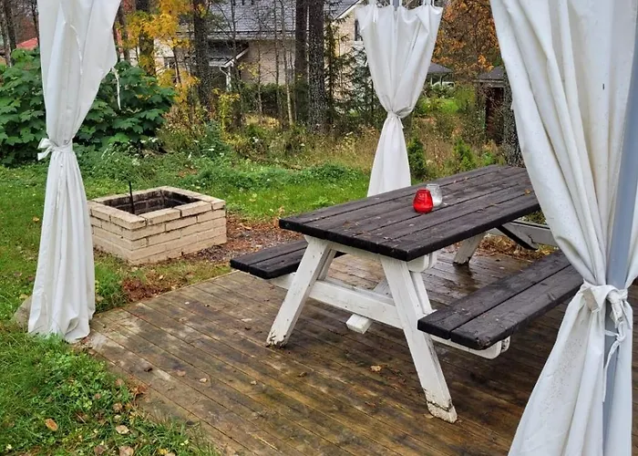 Saunallista Omakotitalomajoitusta Kuusamon Keskustan Tuntumassa * קוסאמו