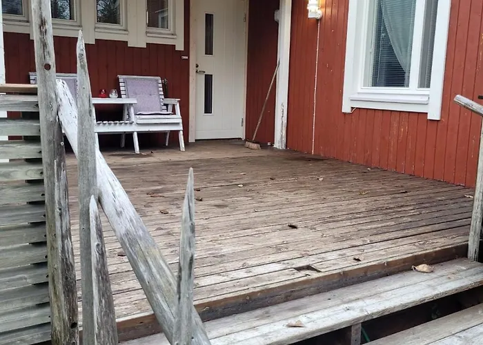 Saunallista Omakotitalomajoitusta Kuusamon Keskustan Tuntumassa קוסאמו