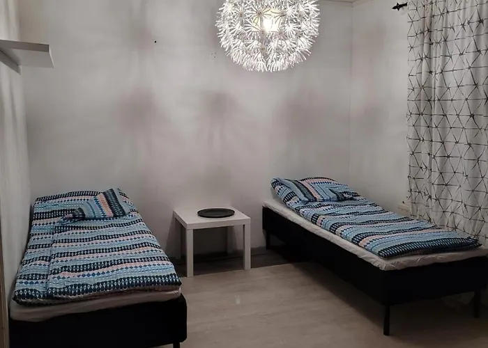 Saunallista Omakotitalomajoitusta Kuusamon Keskustan Tuntumassa דירה *